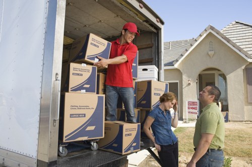 Professional removal truck hire service for busy London moves